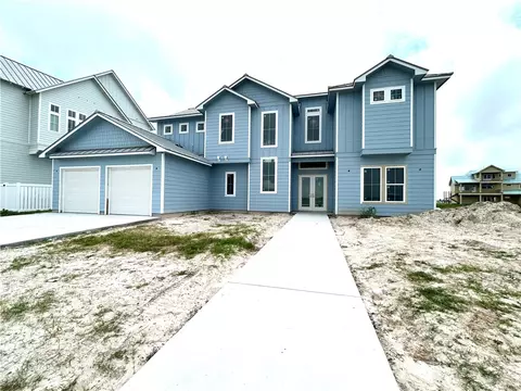 1053 N Isle Dr, Rockport, TX 78382
