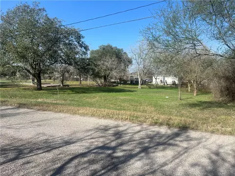 9561 County Road 509, Mathis, TX 78368 photo 7