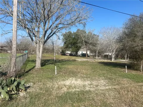 9561 County Road 509, Mathis, TX 78368 photo 4