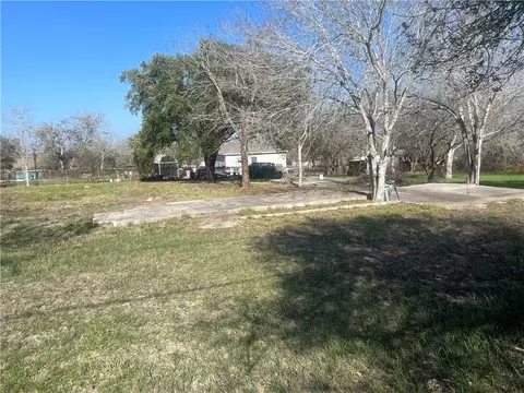 9561 County Road 509, Mathis, TX 78368 photo 23