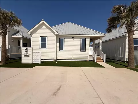 207 St John Cir, Port Aransas, TX 78373