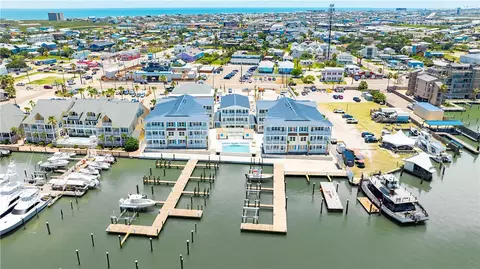 136 W Cotter Ave #9, Port Aransas, TX 78373