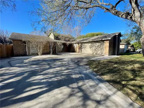 4605 Greensboro Dr, Corpus Christi, TX 78413