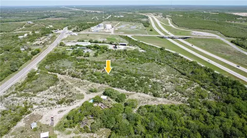 906 Fm 3024, Mathis, TX 78368 photo 4