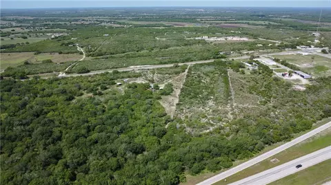 906 Fm 3024, Mathis, TX 78368 photo 8