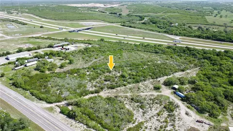 906 Fm 3024, Mathis, TX 78368 photo 2