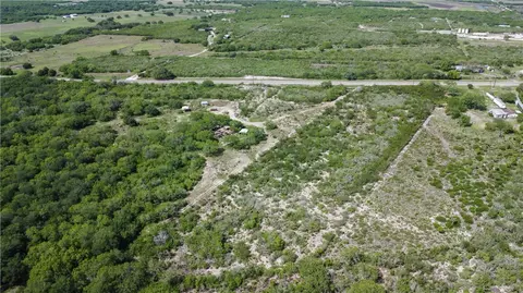 906 Fm 3024, Mathis, TX 78368 photo 9