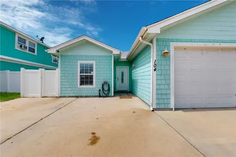 699 Morgan Cir #104, Port Aransas, TX 78373