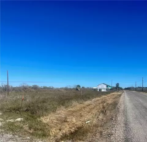 526 527 Water Oak, Rockport, TX 78382