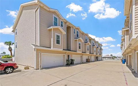 14202 Encantada #105, Corpus Christi, TX 78418