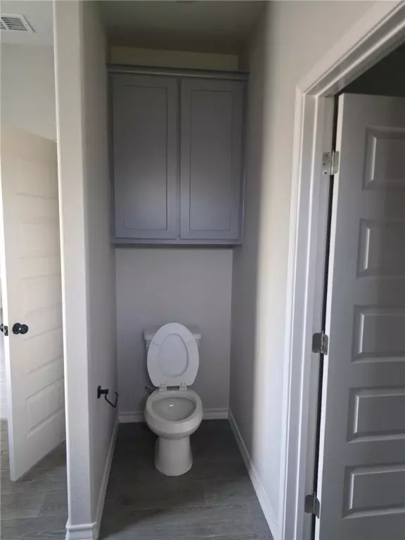 Entry Way - 714 Mereet Dr, Corpus Christi, TX 78418 photo 3 of 3
