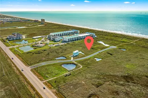 126 Mustang Island Estates Dr, Port Aransas, TX 78373