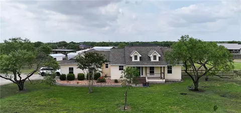 5849 Grand Lake Cir, Robstown, TX 78380