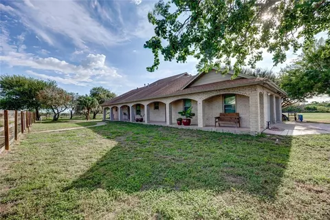 2745 Debra Ln, Corpus Christi, TX 78418