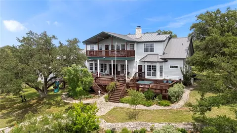 125 Northlake Cv, Lakehills, TX 78063