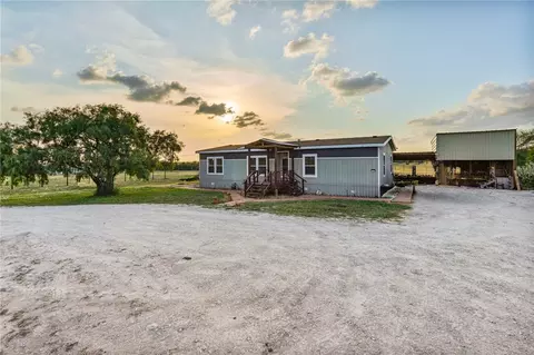 142 Meadow Trl, Sandia, TX 78383