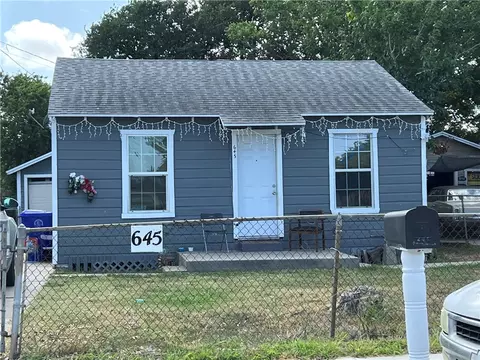 645 Vera Cruz St, Corpus Christi, TX 78405