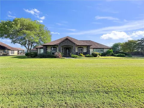 13910 Riverway Dr, Corpus Christi, TX 78410