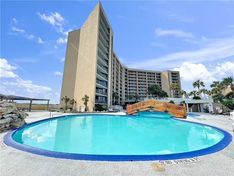 6649 Seacomber Dr #110, Port Aransas, TX 78373