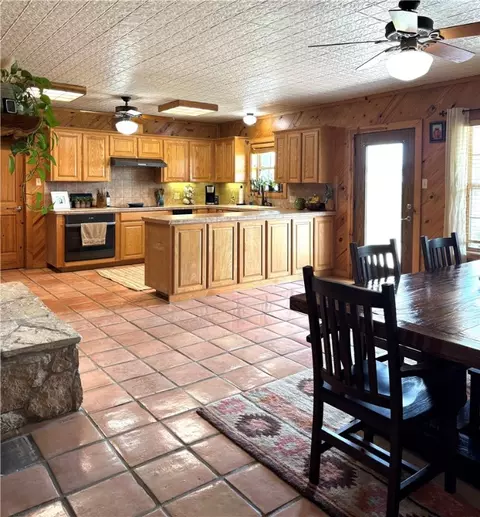 Kitchen - 5567 County Road 1441, Mathis, TX 78368 photo 3 of 4