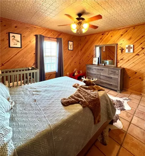 Bedroom - 5567 County Road 1441, Mathis, TX 78368 photo 1 of 7