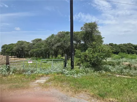 2761 State Highway 35 Byp, Rockport, TX 78382