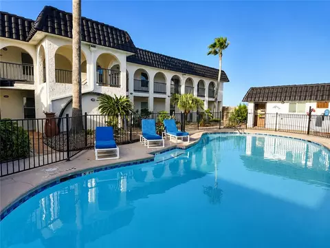 14921 Windward Dr #204, Corpus Christi, TX 78418