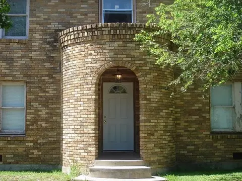 808 Elizabeth St, Corpus Christi, TX 78404