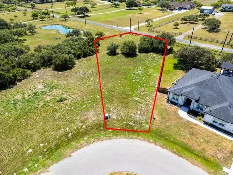 2121 Friesian Dr, Corpus Christi, TX 78418