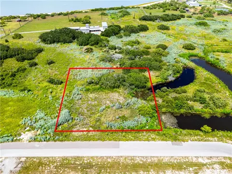 2110 Arabian Dr, Corpus Christi, TX 78418