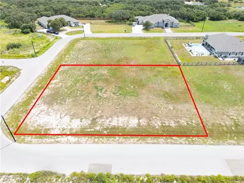 2105 Arabian Dr, Corpus Christi, TX 78418