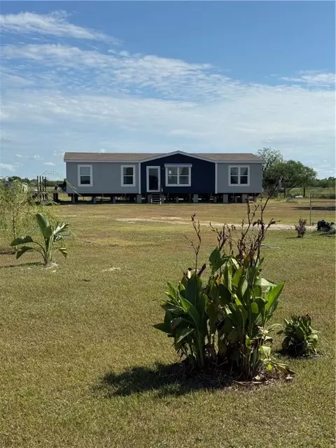 309 Jackson Rd, Refugio, TX 78377