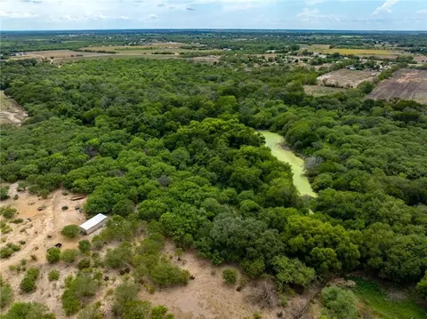 1249 Cr 772, Natalia, TX 78059