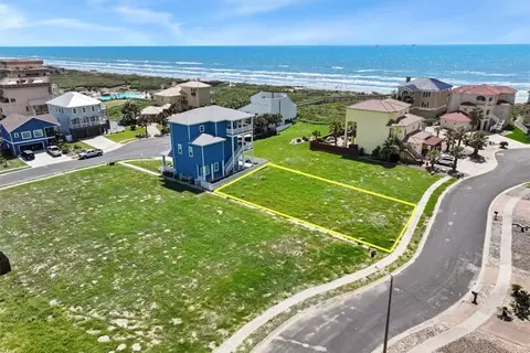 122 Sea Air Ln, Port Aransas, TX 78373