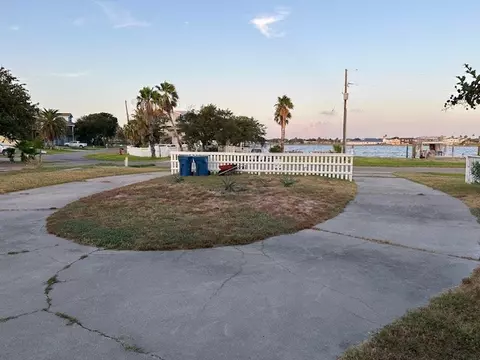 10 Riviera Drive Dr #KA  1, Rockport, TX 78382