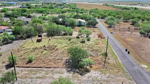 8846 Eklund Ave, Corpus Christi, TX 78406
