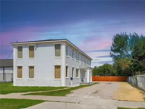 1112 6th St, Corpus Christi, TX 78404