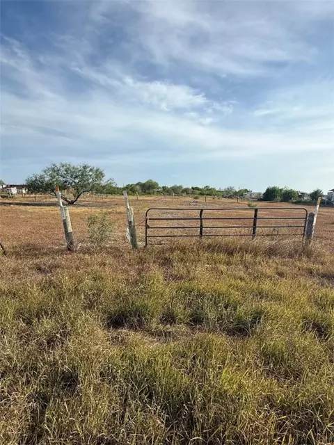 00 County Rd 24 Rd, Robstown, TX 78380
