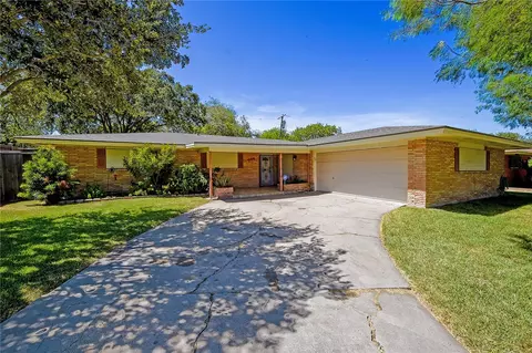484 Palmetto St, Corpus Christi, TX 78412