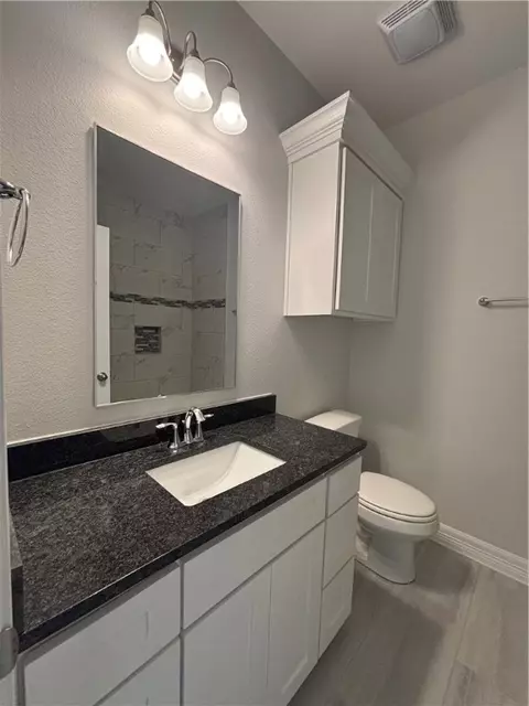 Bath - 3114 Adak Ct, Corpus Christi, TX 78414 photo 1 of 6