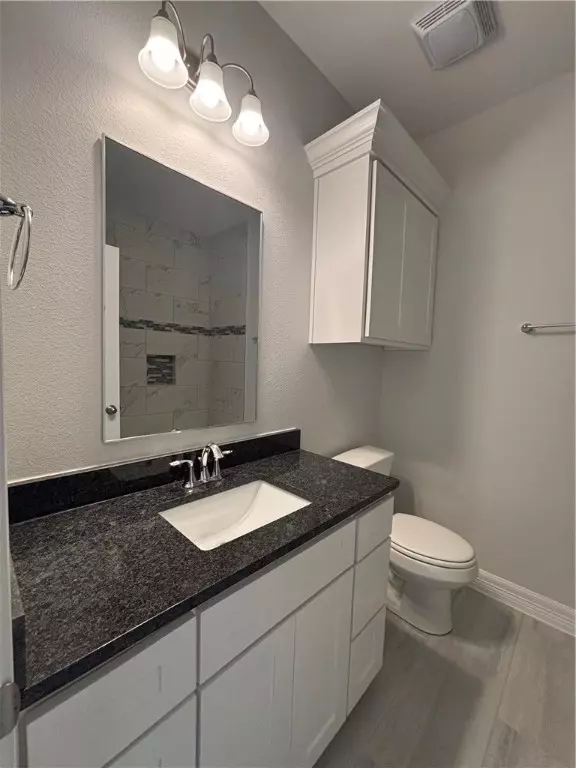 Bath - 3114 Adak Ct, Corpus Christi, TX 78414 photo 1 of 6