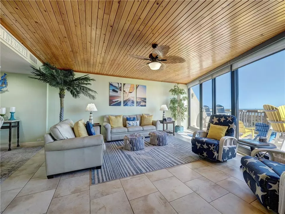 Living - 7477 State Highway 361 #310, Port Aransas, TX 78373 photo 3 of 4