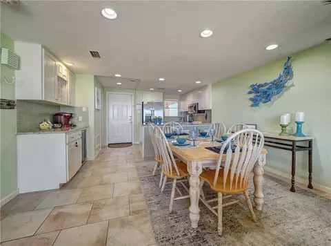 Dining - 7477 State Highway 361 #310, Port Aransas, TX 78373 photo 1 of 4