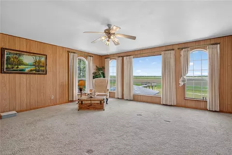 Living - 107 E Lakefield Dr, Mathis, TX 78368 photo 2 of 4