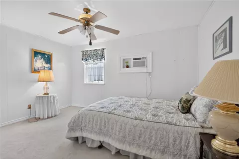 Bedroom - 107 E Lakefield Dr, Mathis, TX 78368 photo 2 of 3