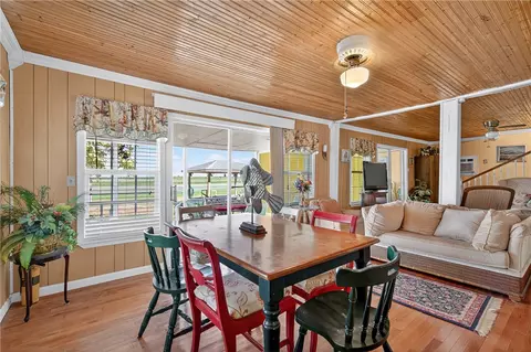 Dining - 107 E Lakefield Dr, Mathis, TX 78368 photo 1 of 7