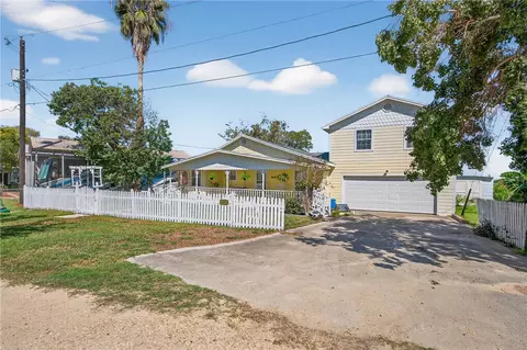 Other - 107 E Lakefield Dr, Mathis, TX 78368 photo 2 of 6