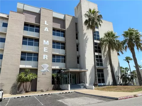 520 S Chaparral St #402, Corpus Christi, TX 78401
