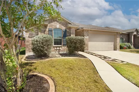 2212 Tallow Dr, Portland, TX 78374