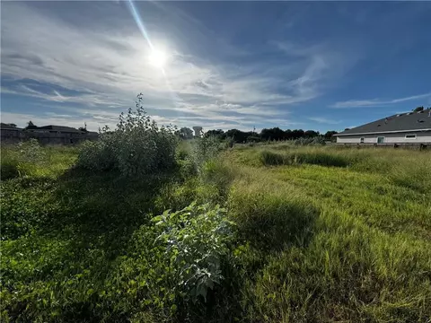 2009 Sunglo Dr, Corpus Christi, TX 78418